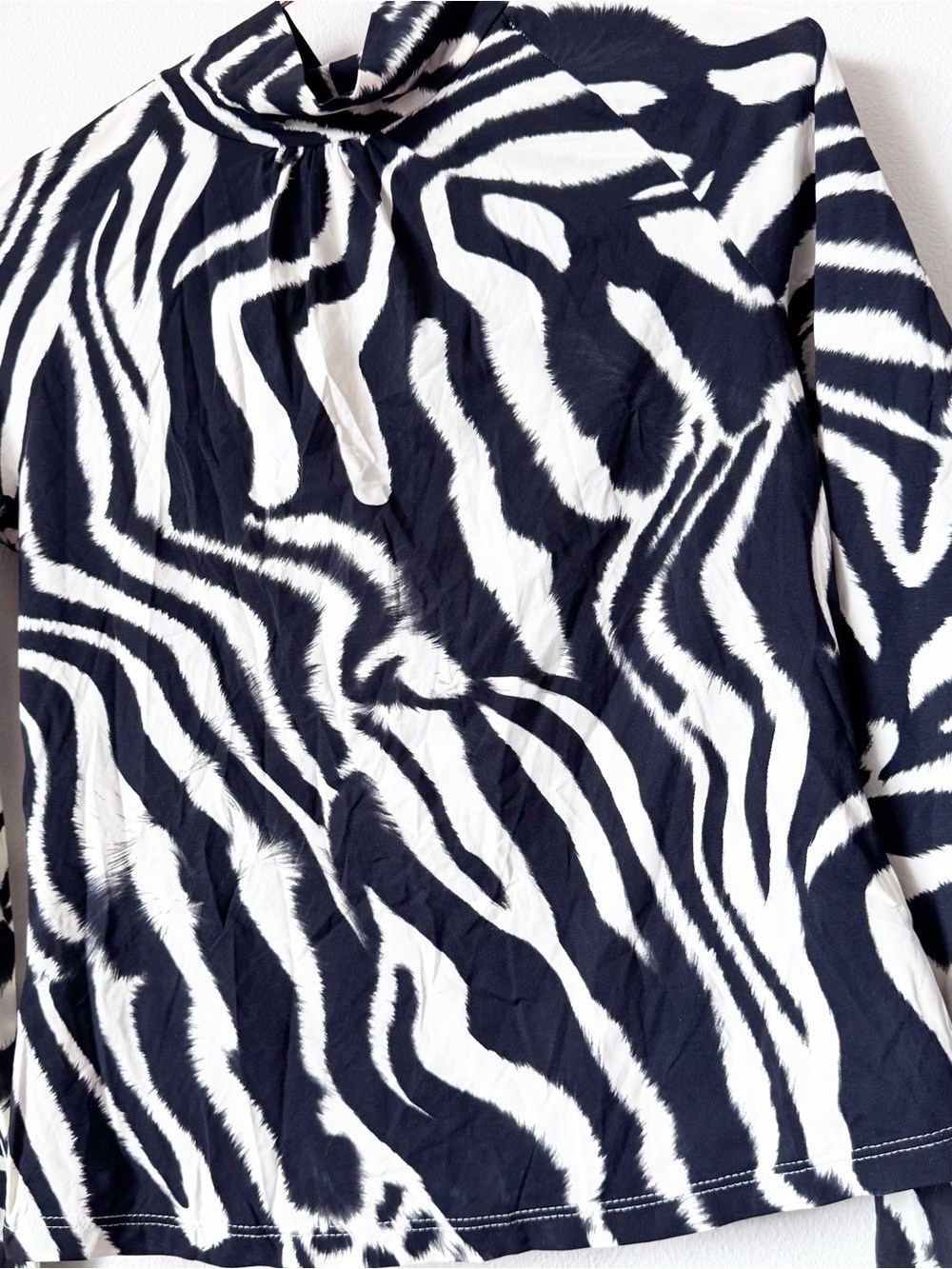 St. John Black & White Zebra-Print Mock Neck Top - Picture 2 of 9
